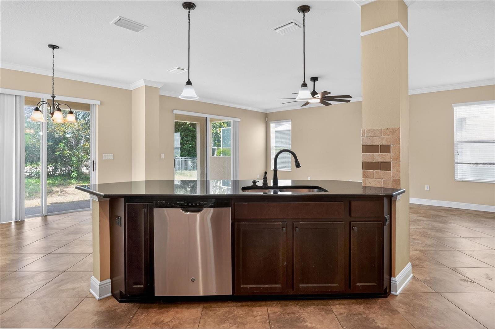 FISHHAWK RANCH TR 8 PT - Residential