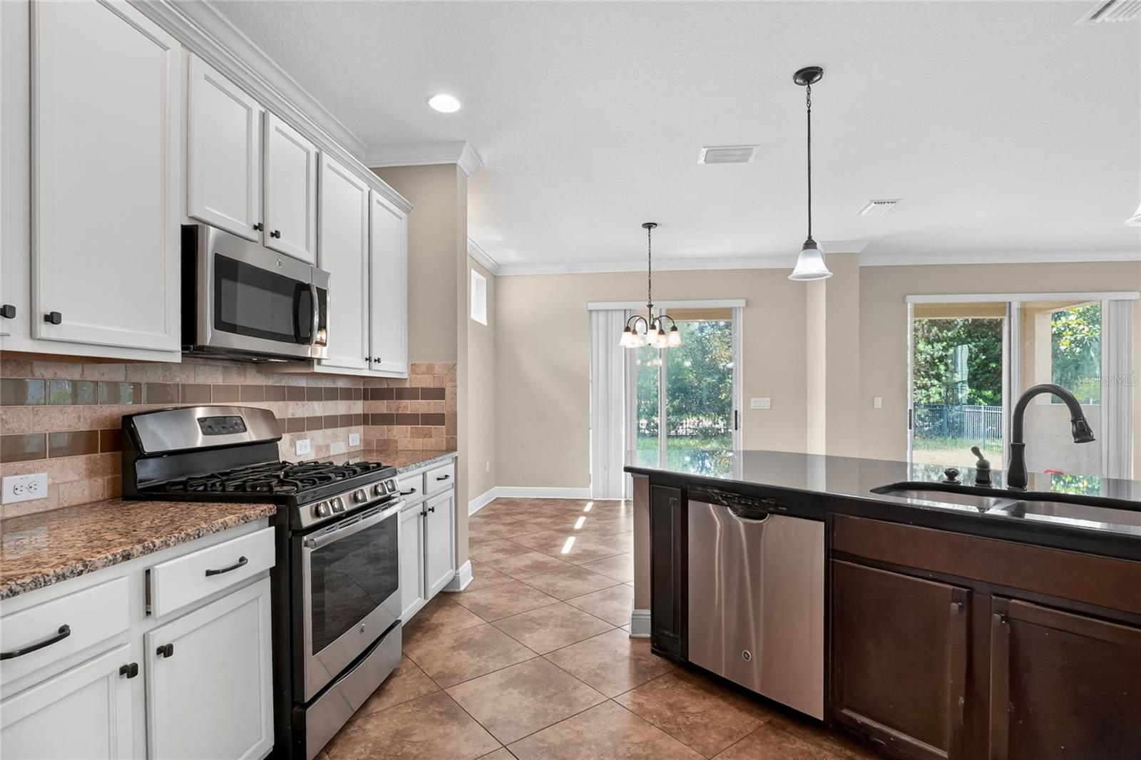 FISHHAWK RANCH TR 8 PT - Residential