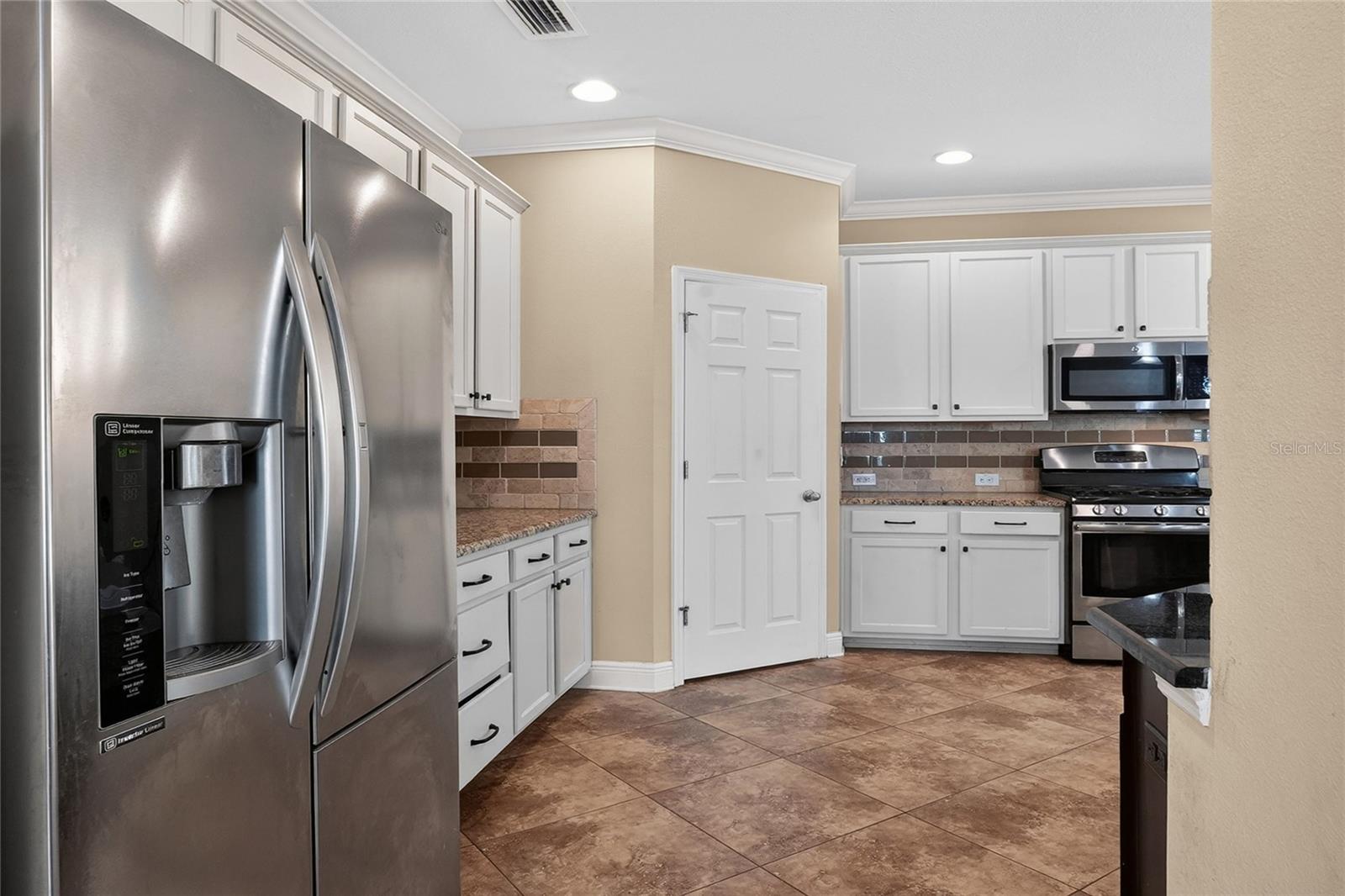 FISHHAWK RANCH TR 8 PT - Residential