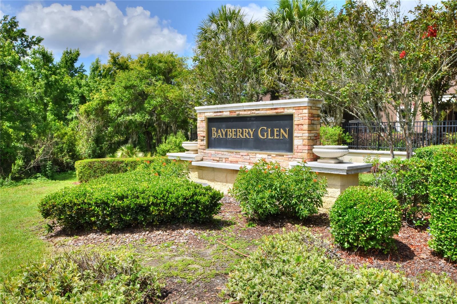 FISHHAWK RANCH TR 8 PT - Residential
