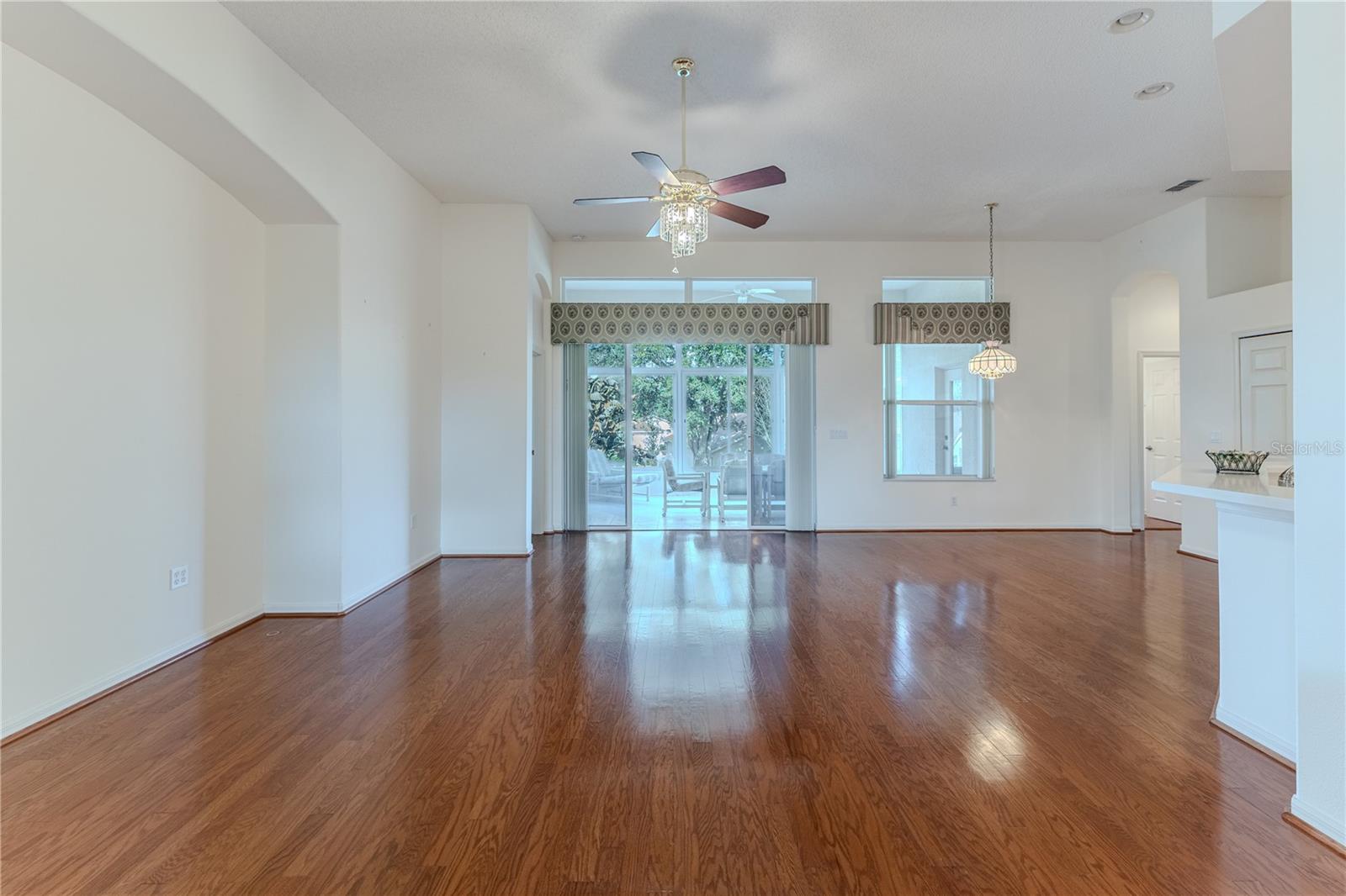 WELLINGTON AT SEVEN HILLS PH 6 - Residential