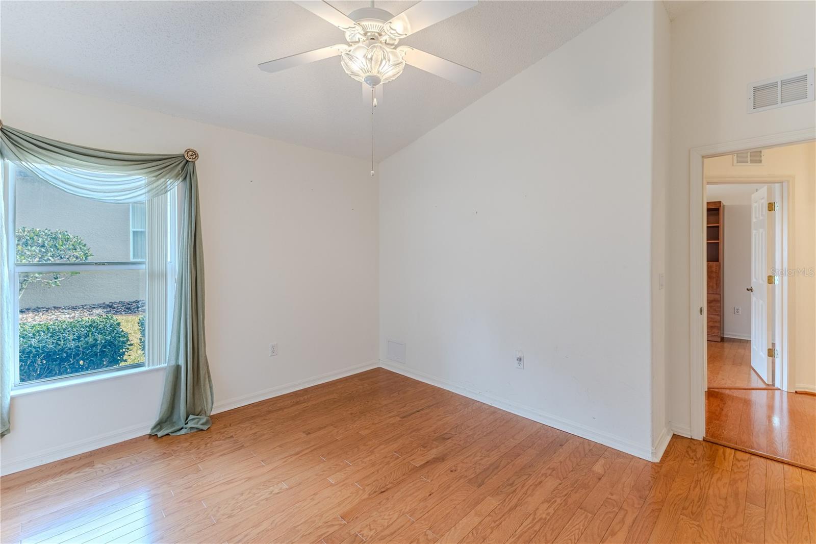 WELLINGTON AT SEVEN HILLS PH 6 - Residential