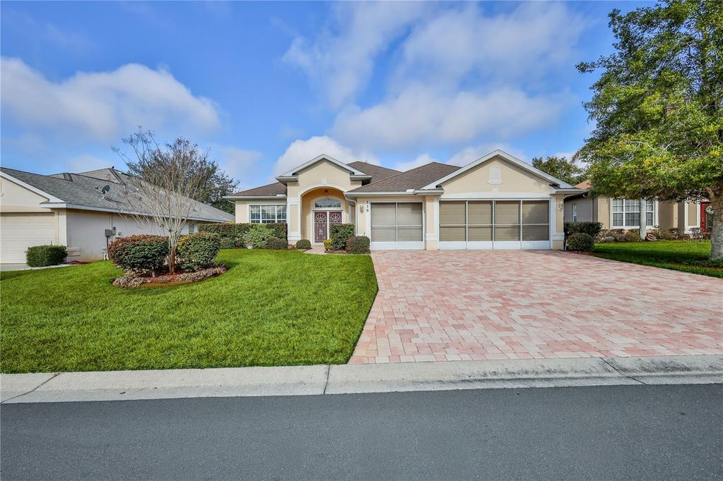 Photo of 239 Longleaf Court, Spring Hill, FL 34609 (MLS # W7883126)