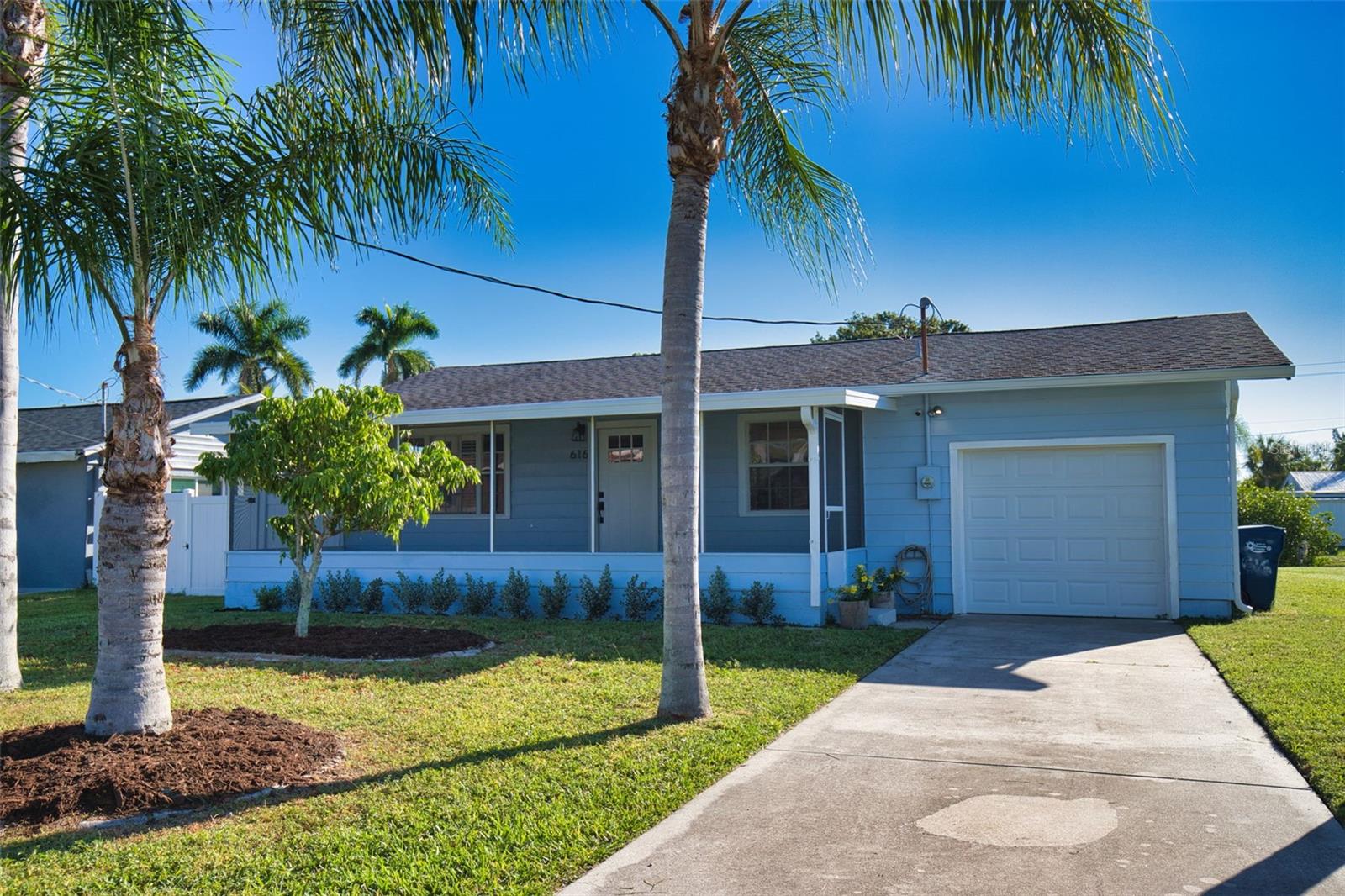 616 PALM AVENUE