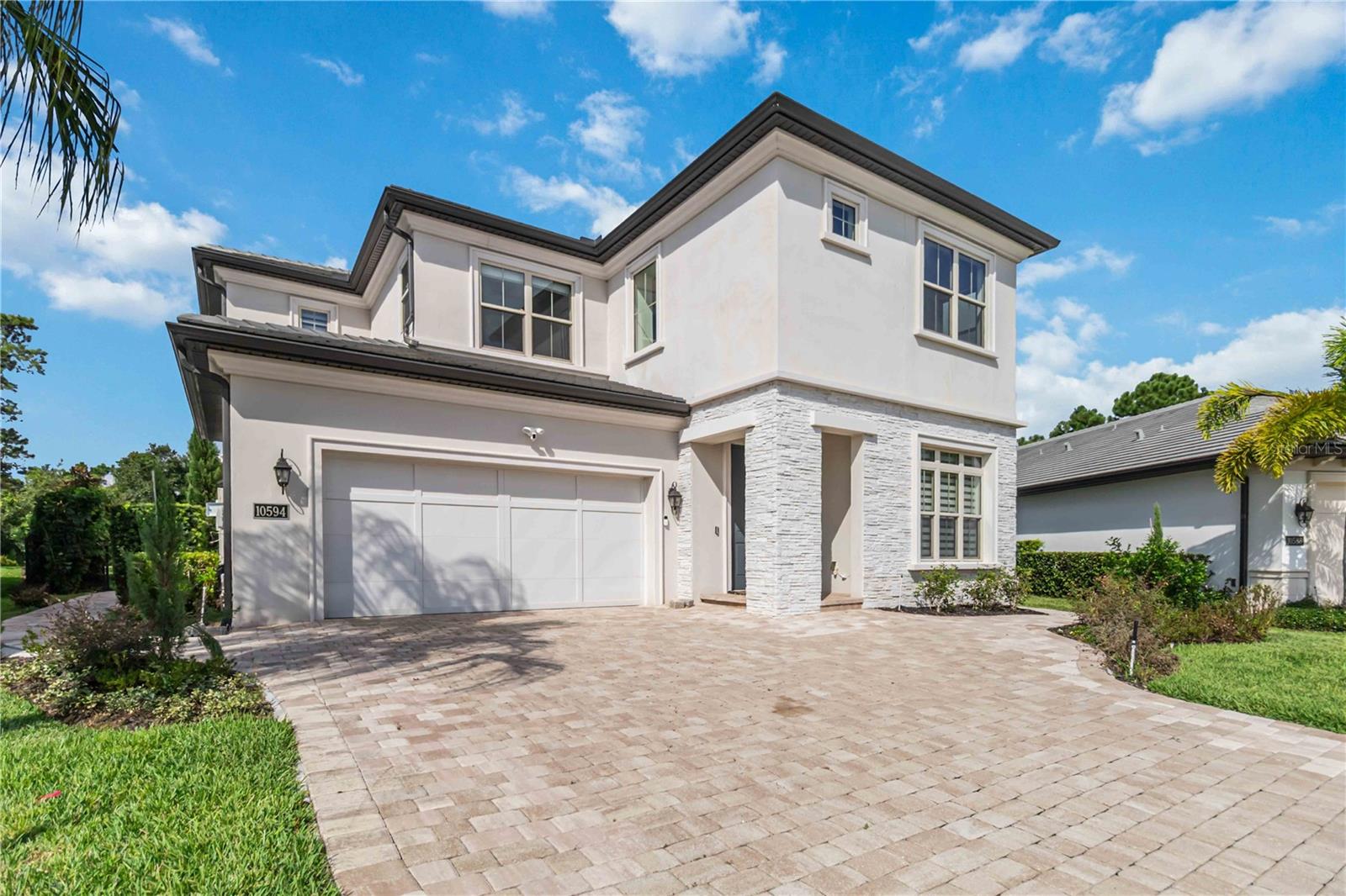 10594 ROYAL CYPRESS WAY