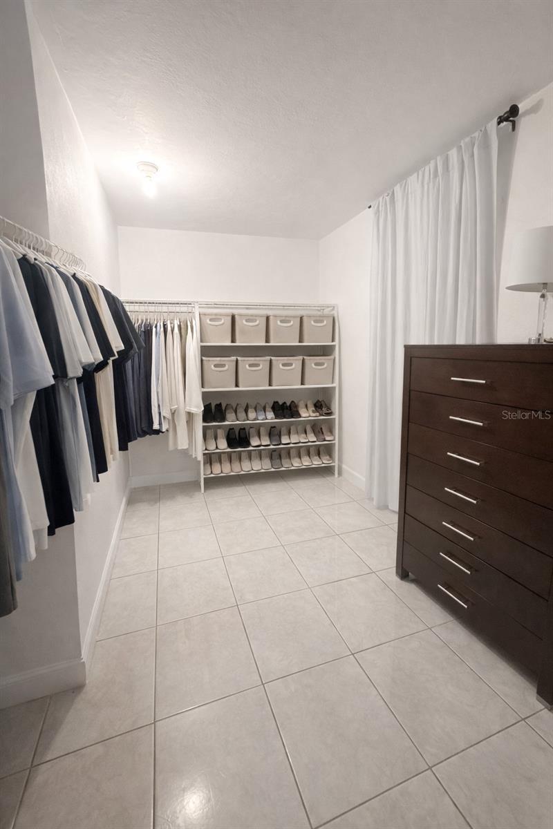 RIO ABAJO - Residential