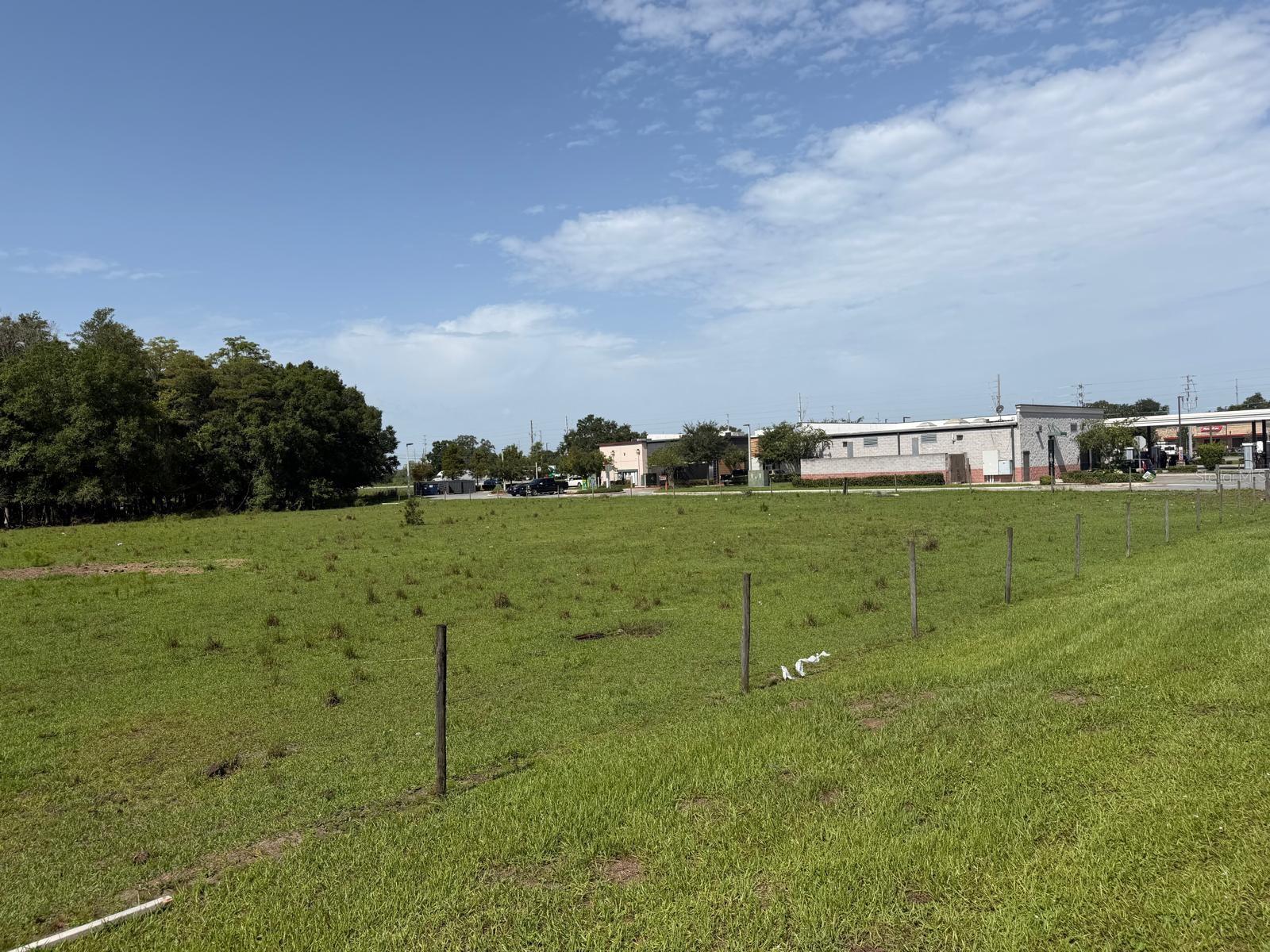 576 TRADEPORT DRIVE