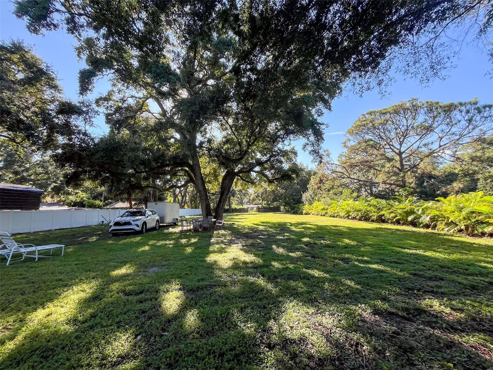 BAY PINES SUB - Land