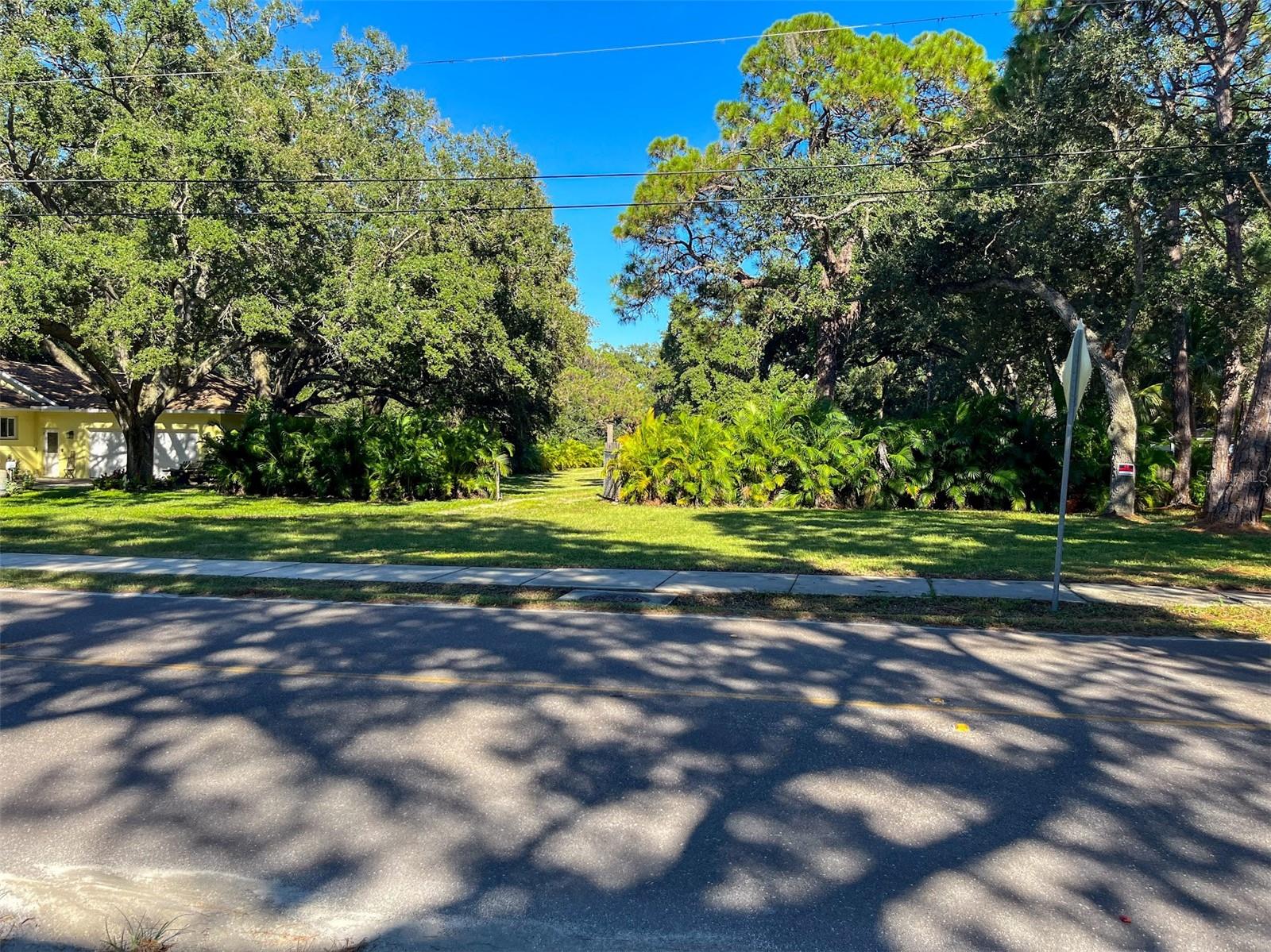 BAY PINES SUB - Land