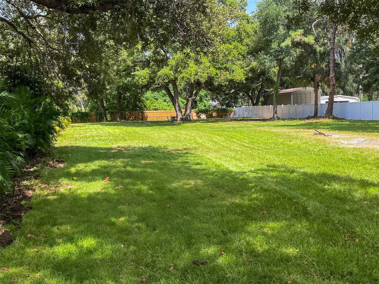 BAY PINES SUB - Land