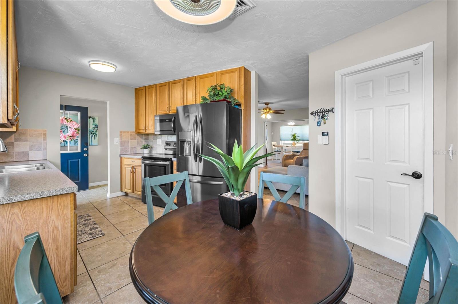 CURLEW CITY - Residential