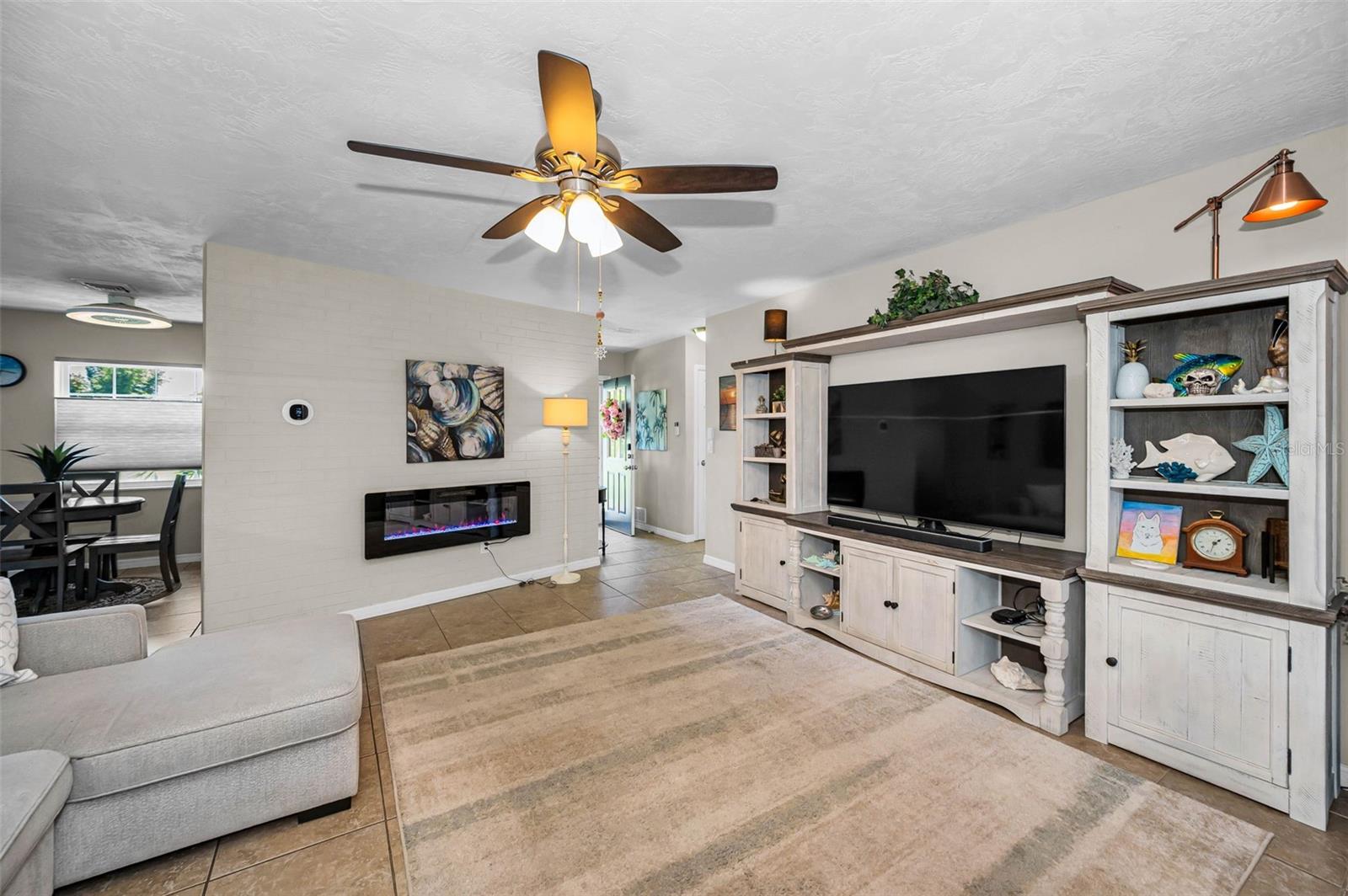 CURLEW CITY - Residential