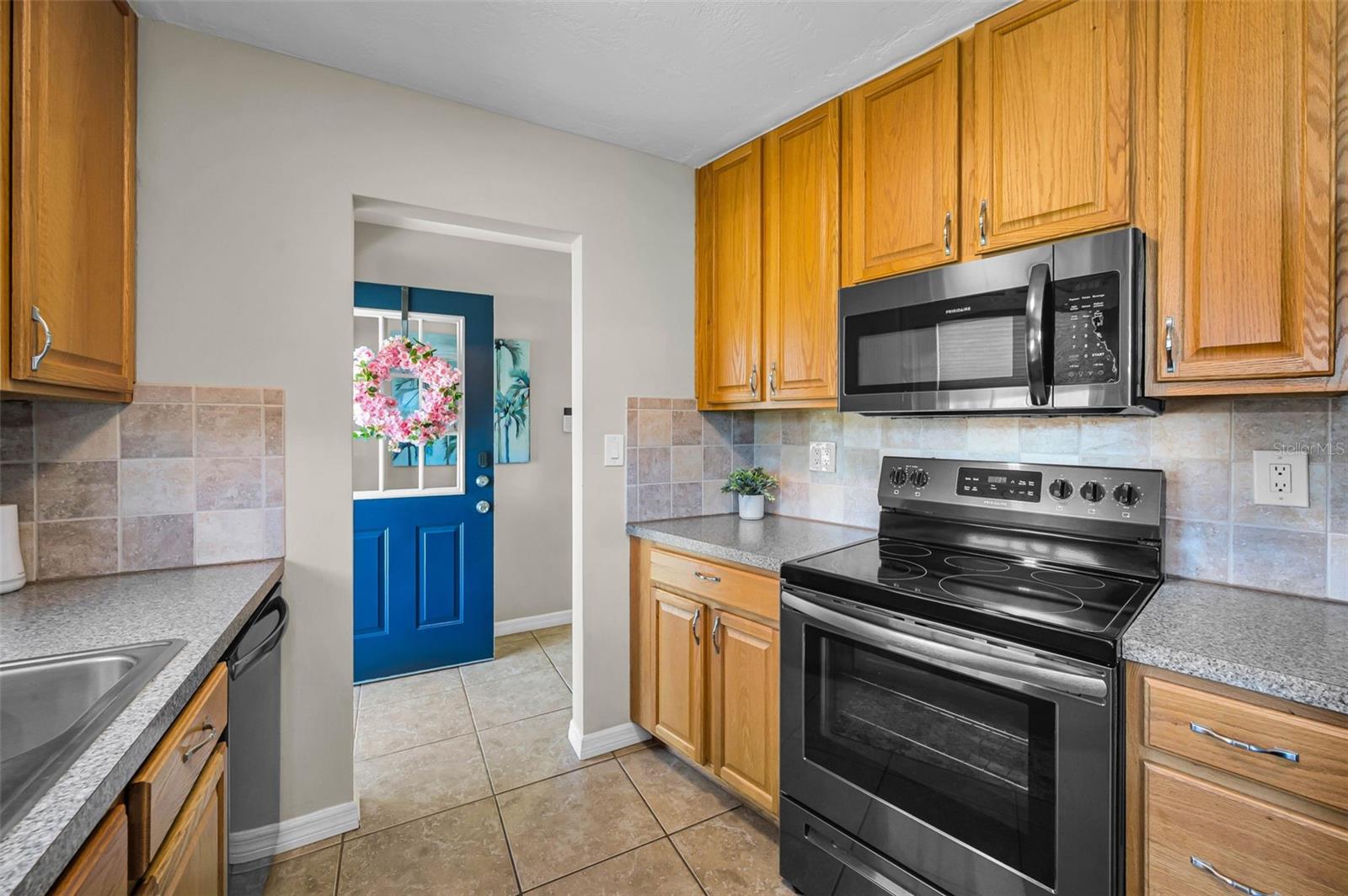 CURLEW CITY - Residential