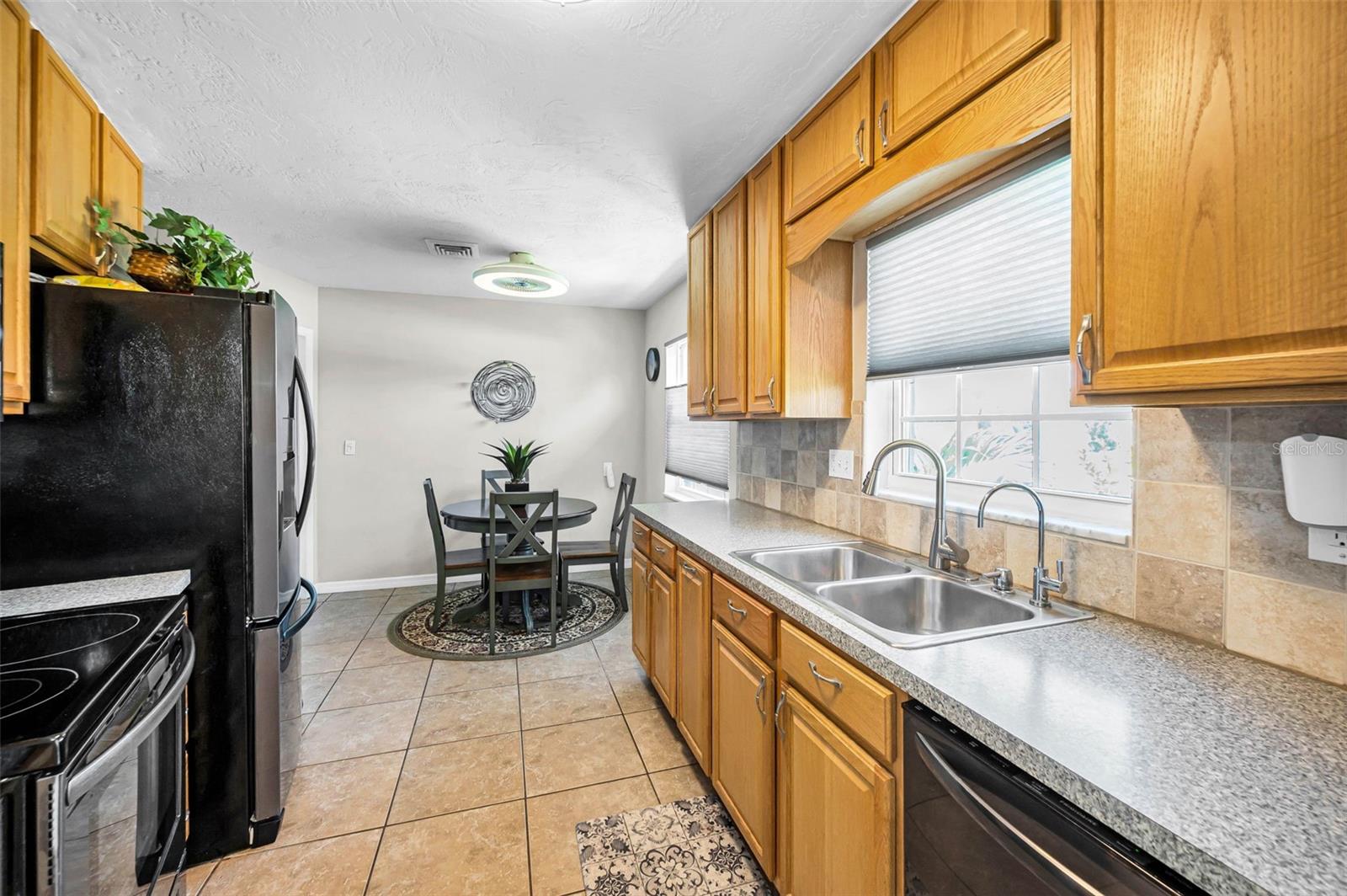 CURLEW CITY - Residential