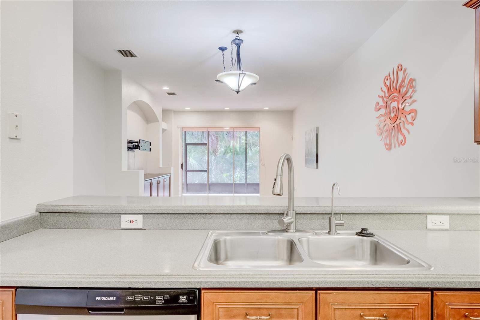 SPANISH POINT - Residential