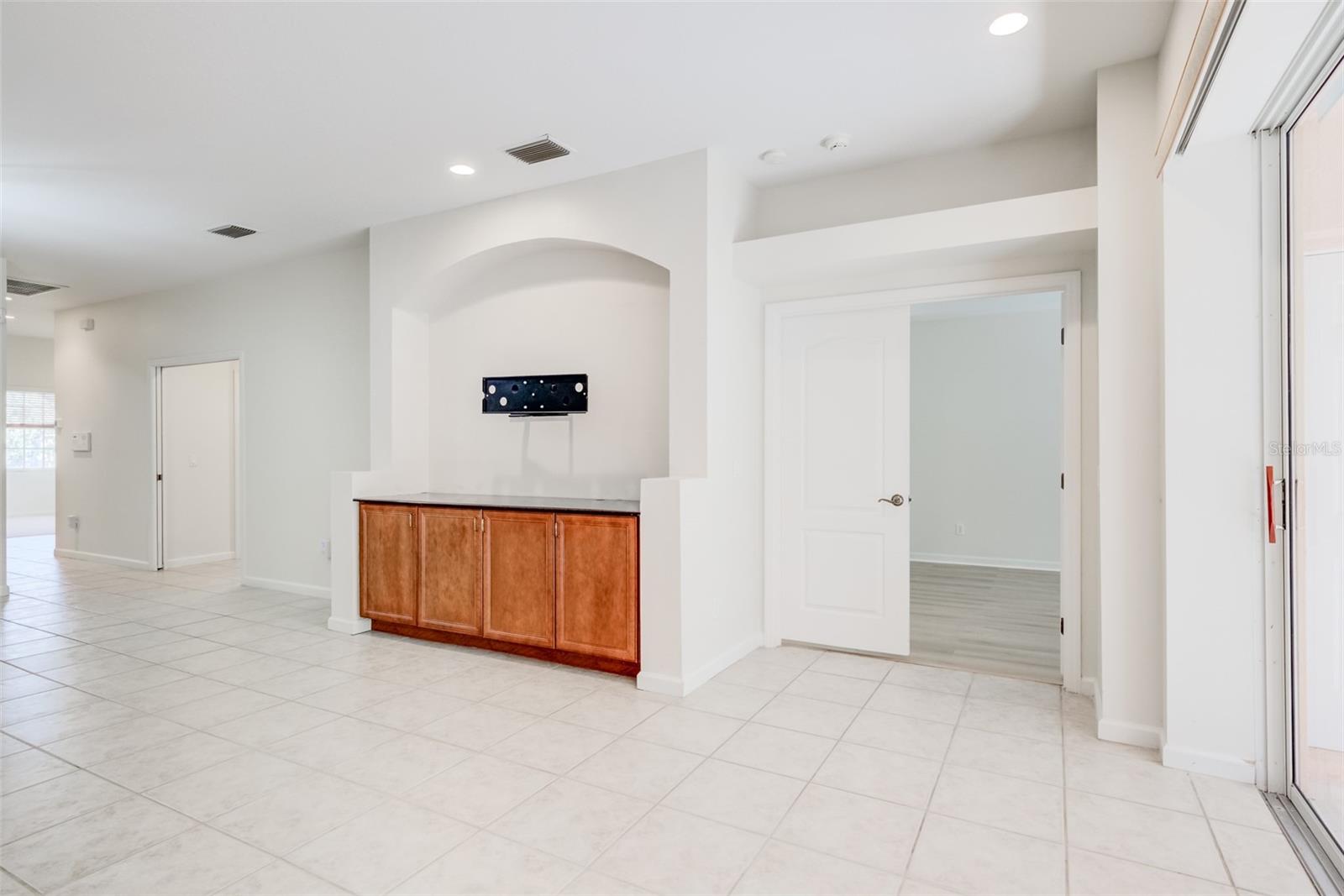 SPANISH POINT - Residential