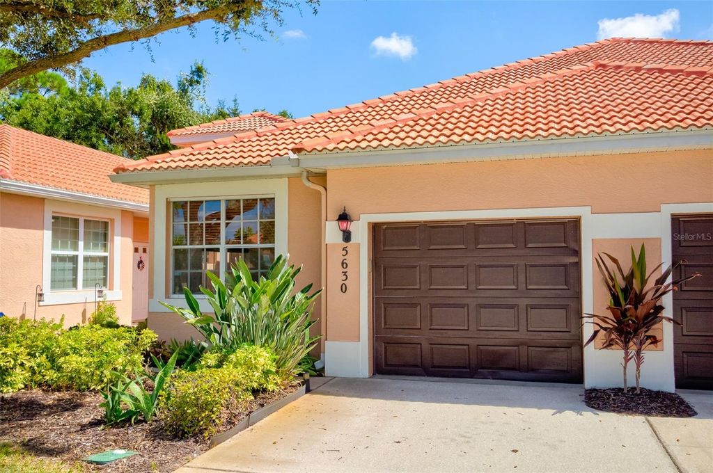 Photo of 5630 Cortina Lane, Palmetto, FL 34221 (MLS # A4665412)