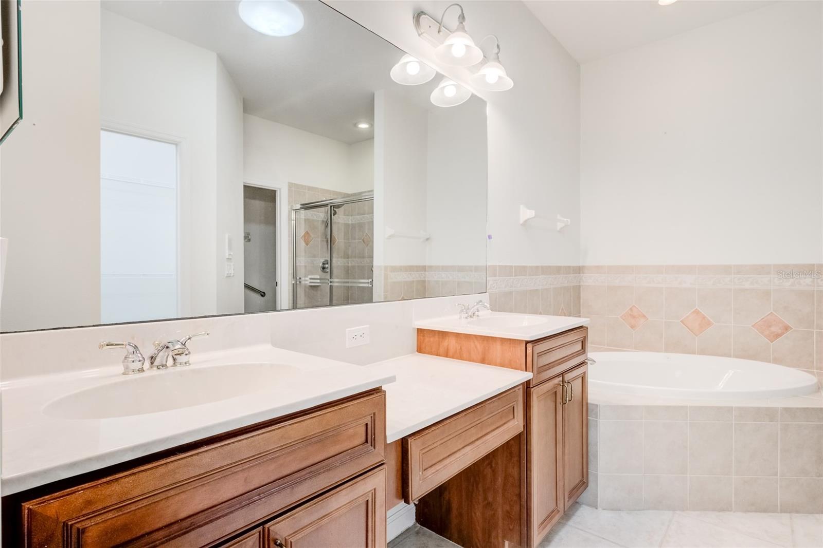 SPANISH POINT - Residential