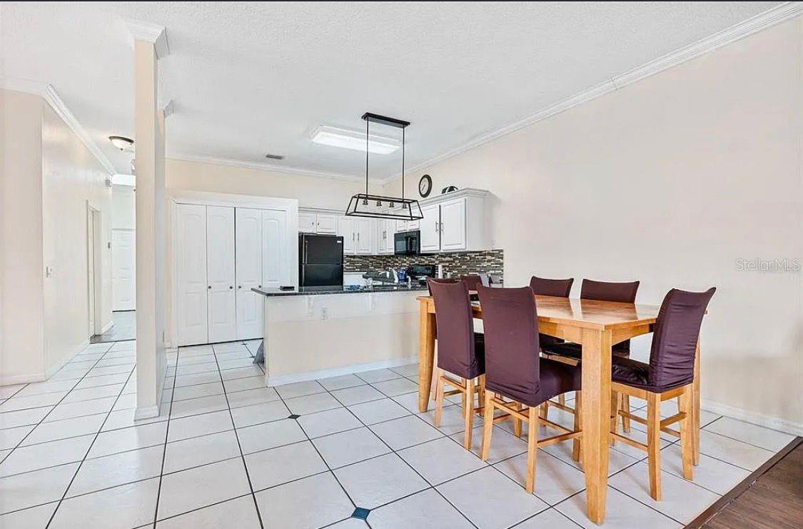 ERIC ESTATES - Residential Lease