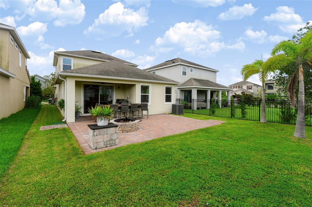 Photo of 6118 Voyagers Place, Apollo Beach, FL 33572 (MLS # TB8555759)