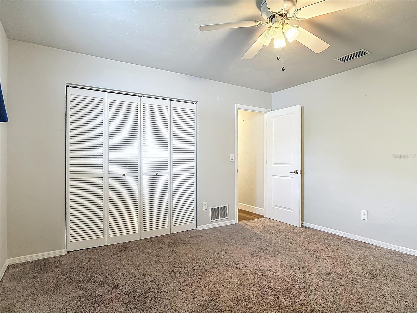 SLEEPY HOLLOW UNIT 01 - Residential
