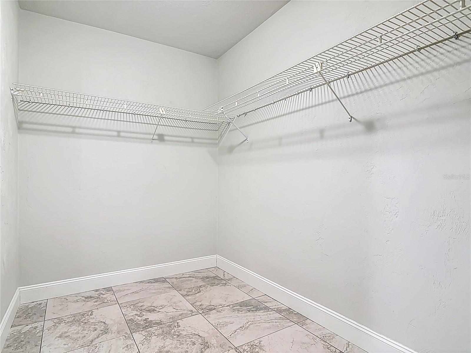 SLEEPY HOLLOW UNIT 01 - Residential