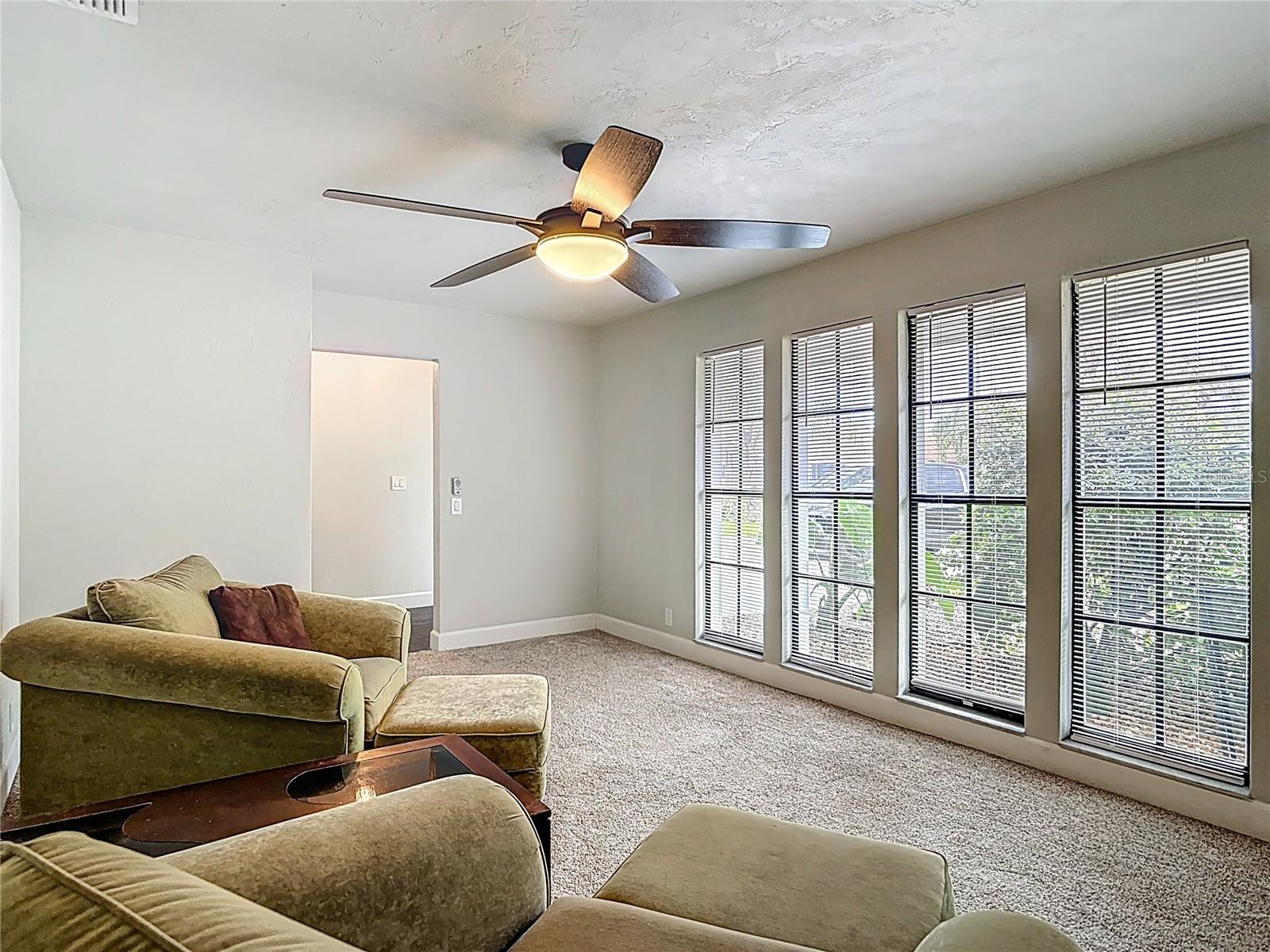 SLEEPY HOLLOW UNIT 01 - Residential