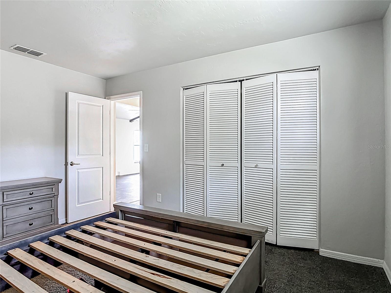 SLEEPY HOLLOW UNIT 01 - Residential