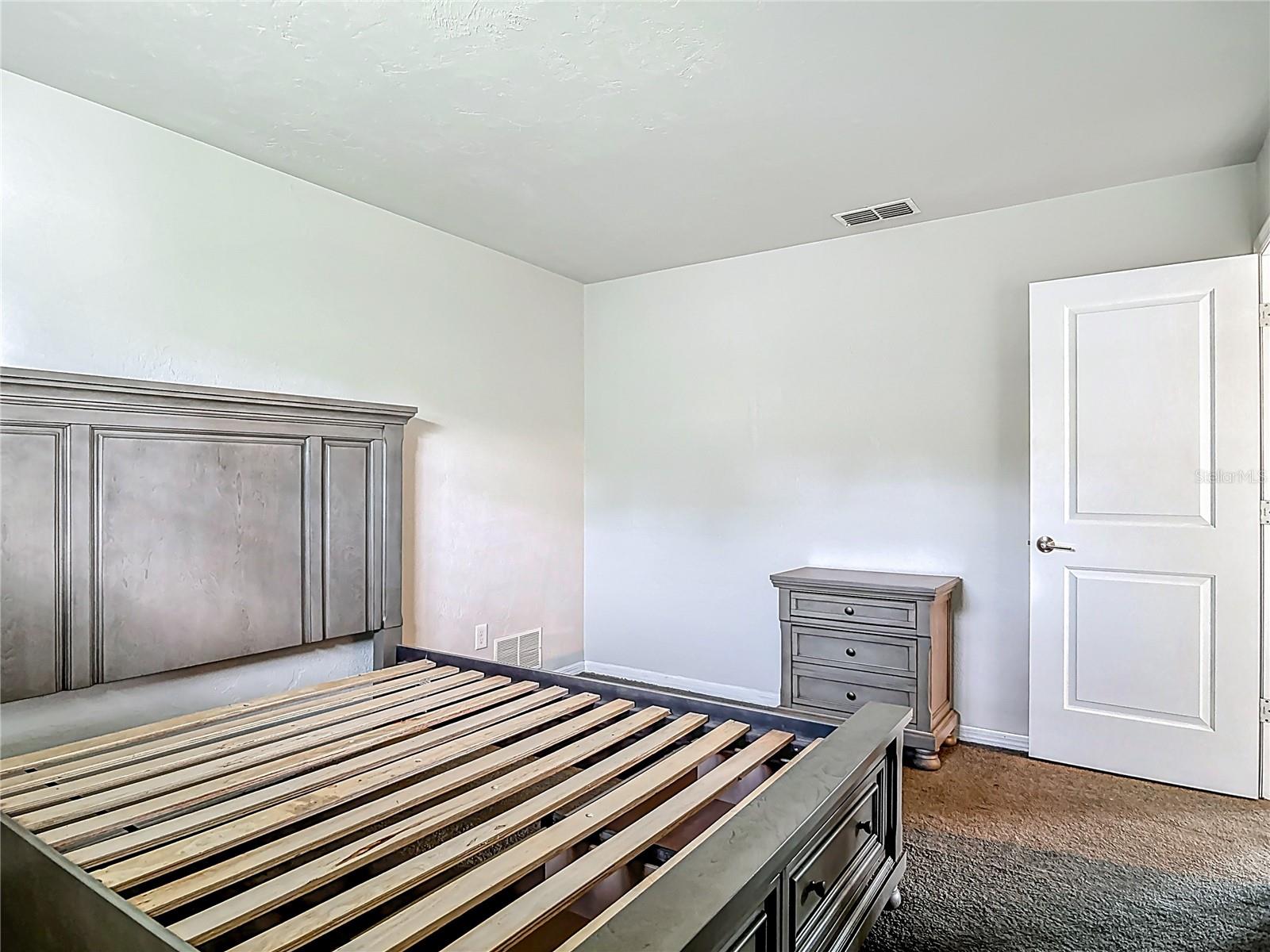 SLEEPY HOLLOW UNIT 01 - Residential