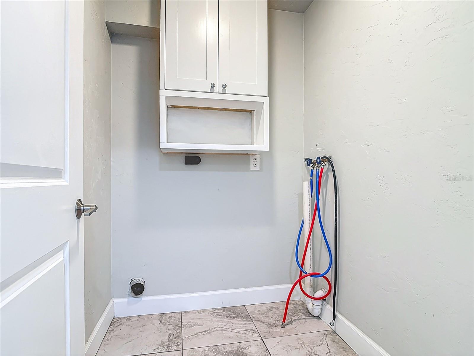 SLEEPY HOLLOW UNIT 01 - Residential