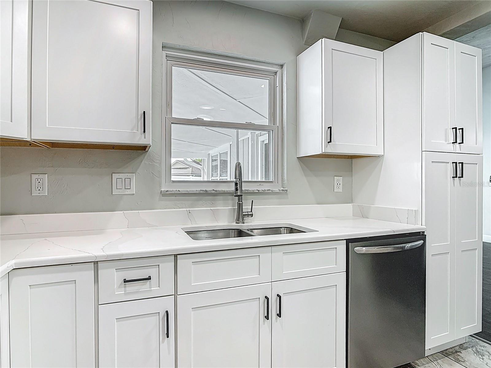 SLEEPY HOLLOW UNIT 01 - Residential