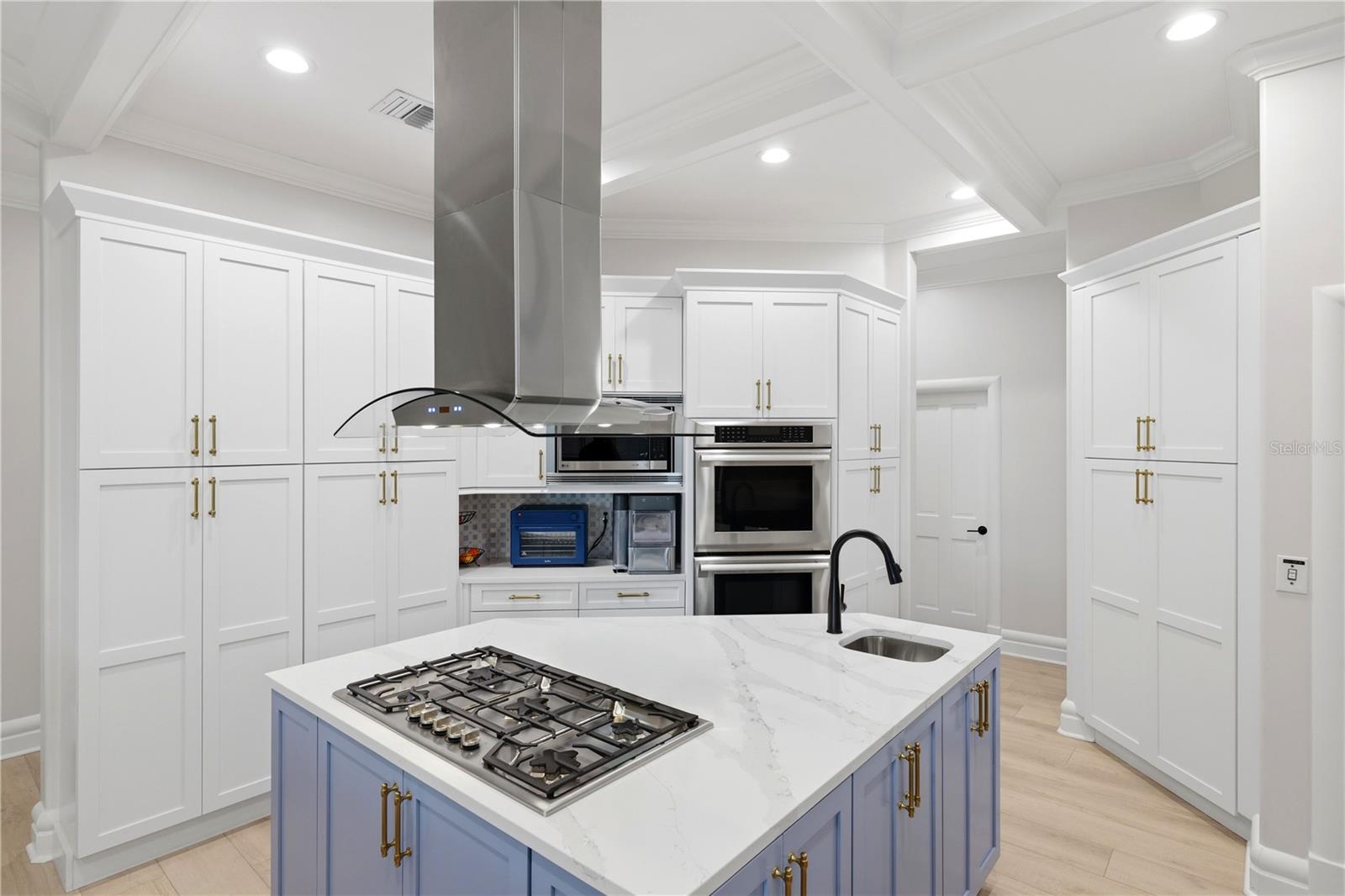 ELLIOT M PROP SIESTA KEY - Residential