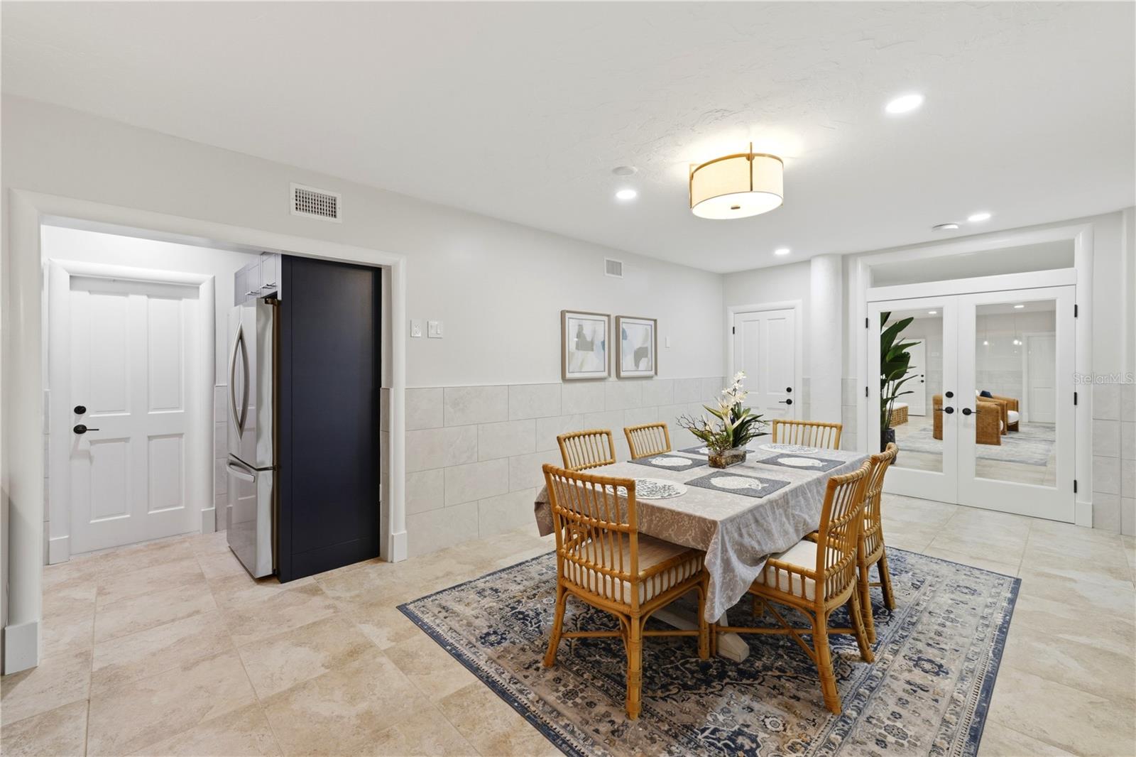 ELLIOT M PROP SIESTA KEY - Residential