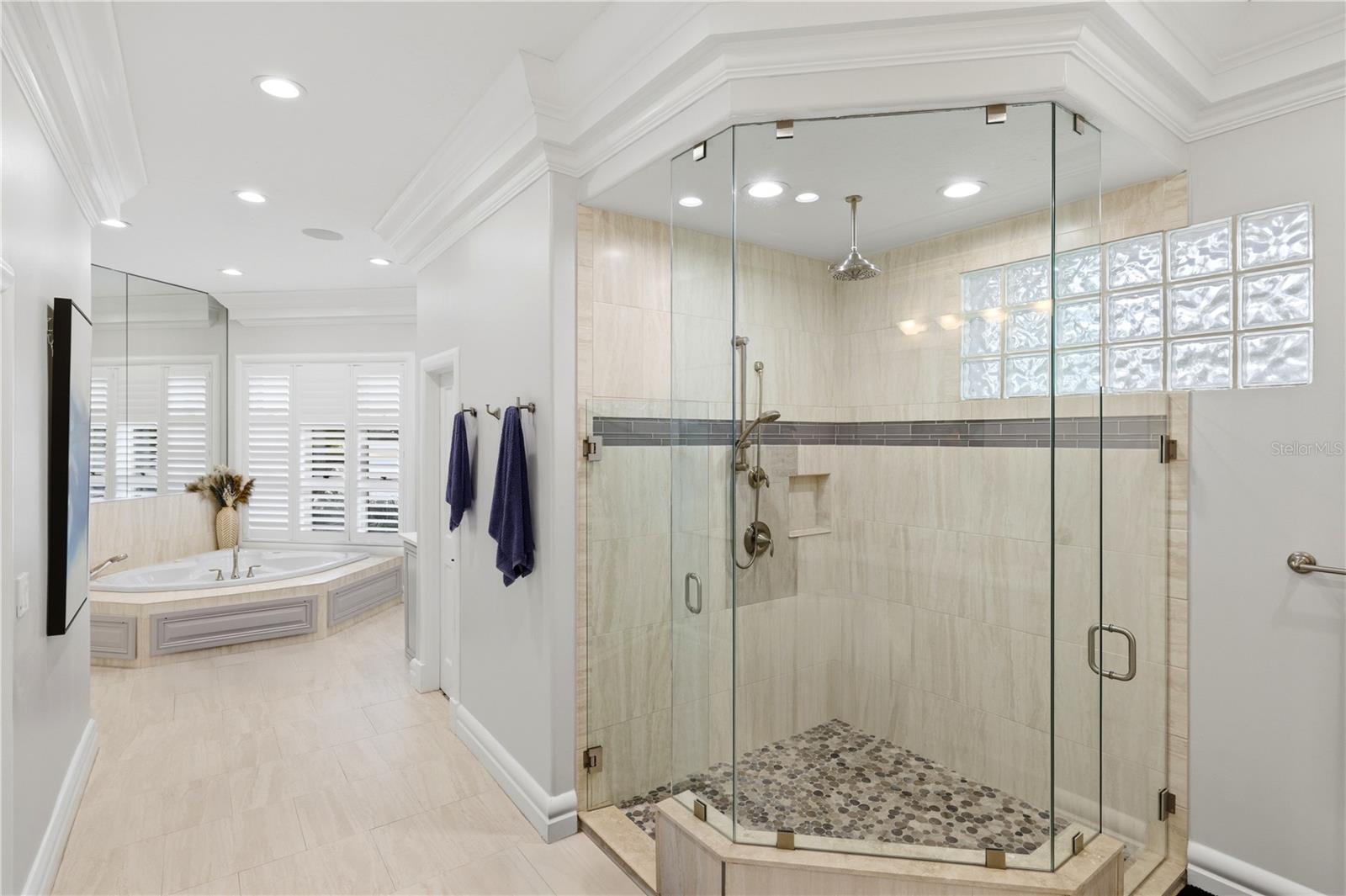 ELLIOT M PROP SIESTA KEY - Residential