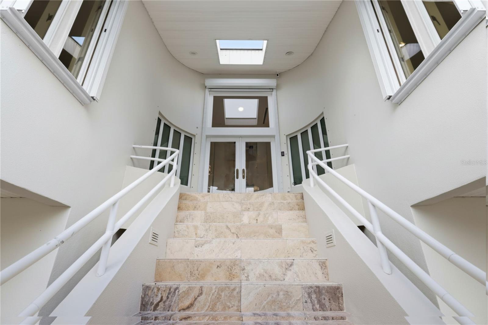 ELLIOT M PROP SIESTA KEY - Residential