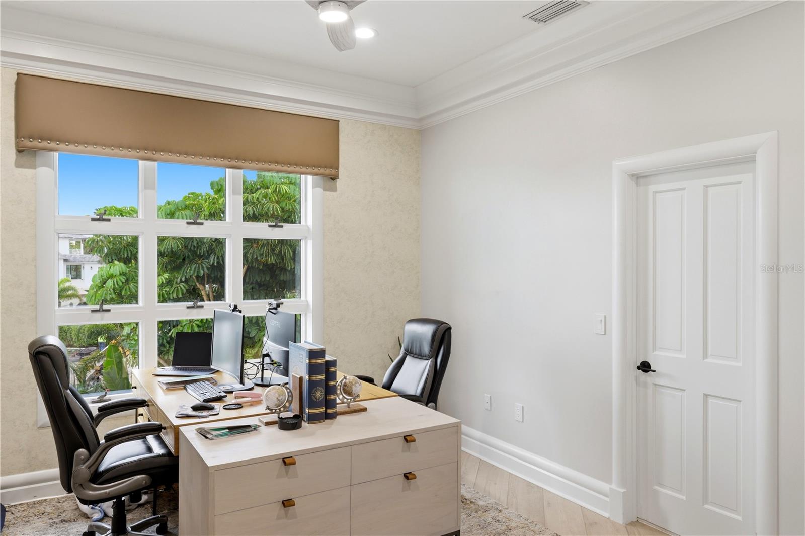 ELLIOT M PROP SIESTA KEY - Residential