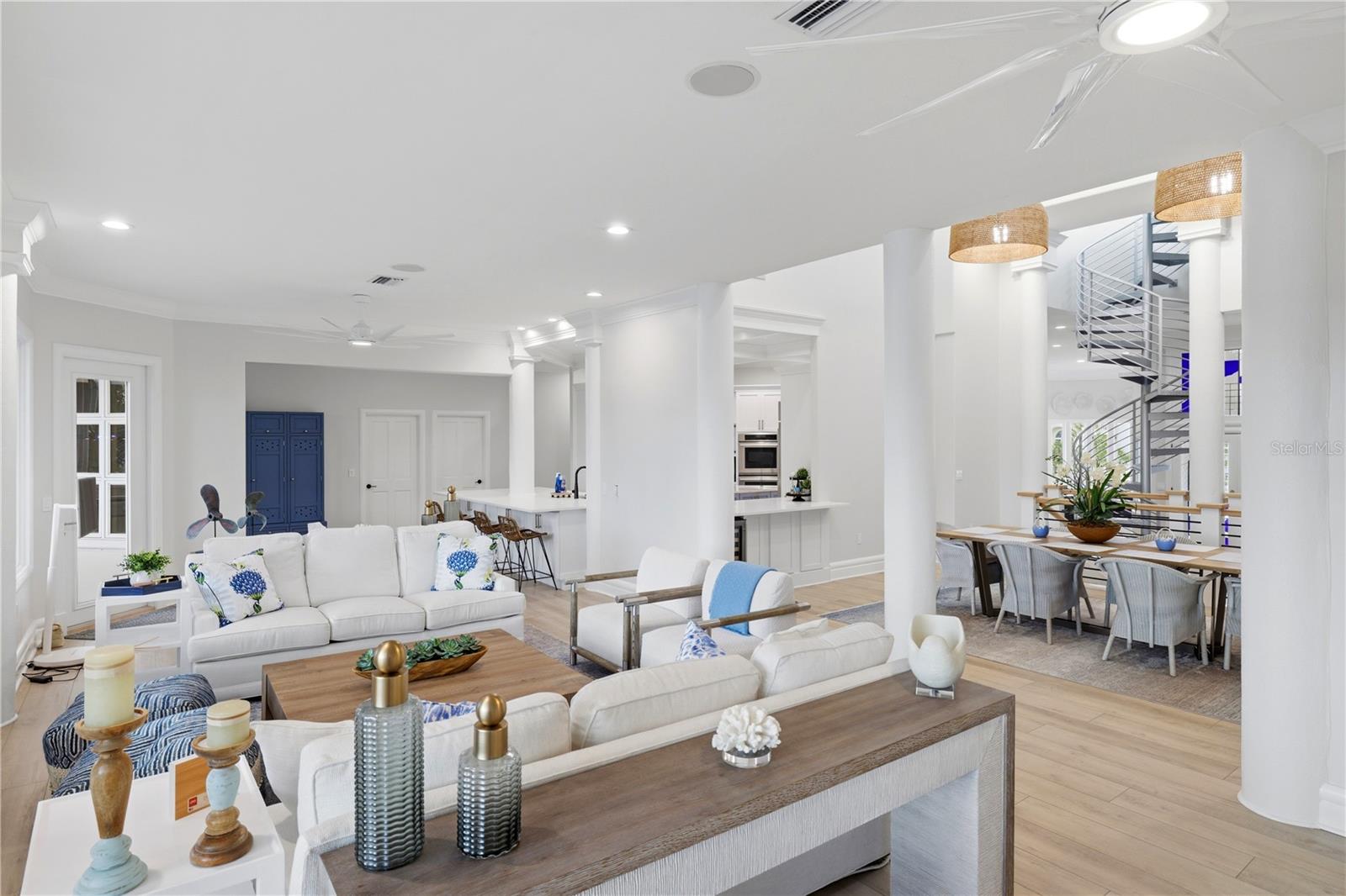 ELLIOT M PROP SIESTA KEY - Residential