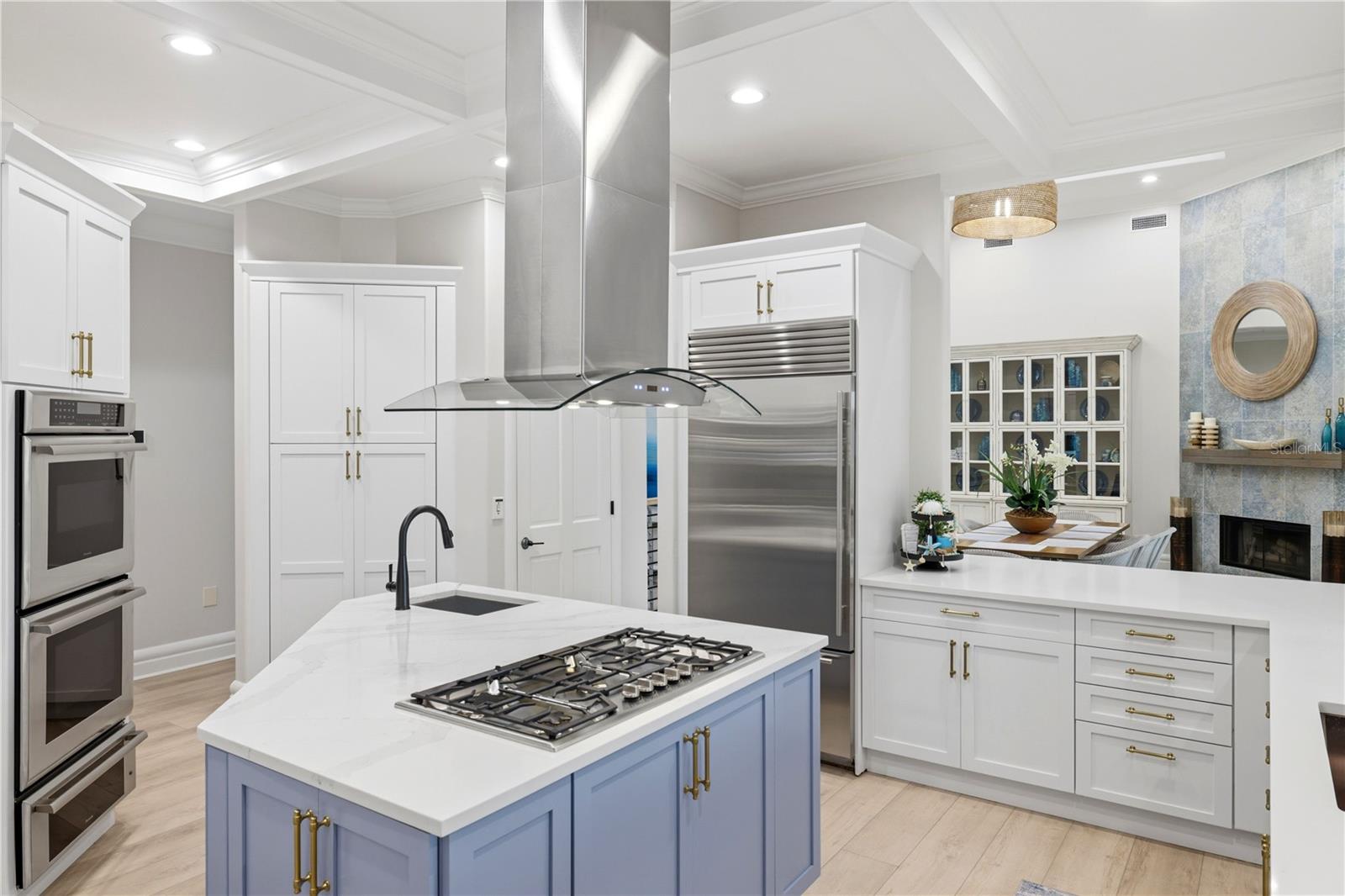 ELLIOT M PROP SIESTA KEY - Residential