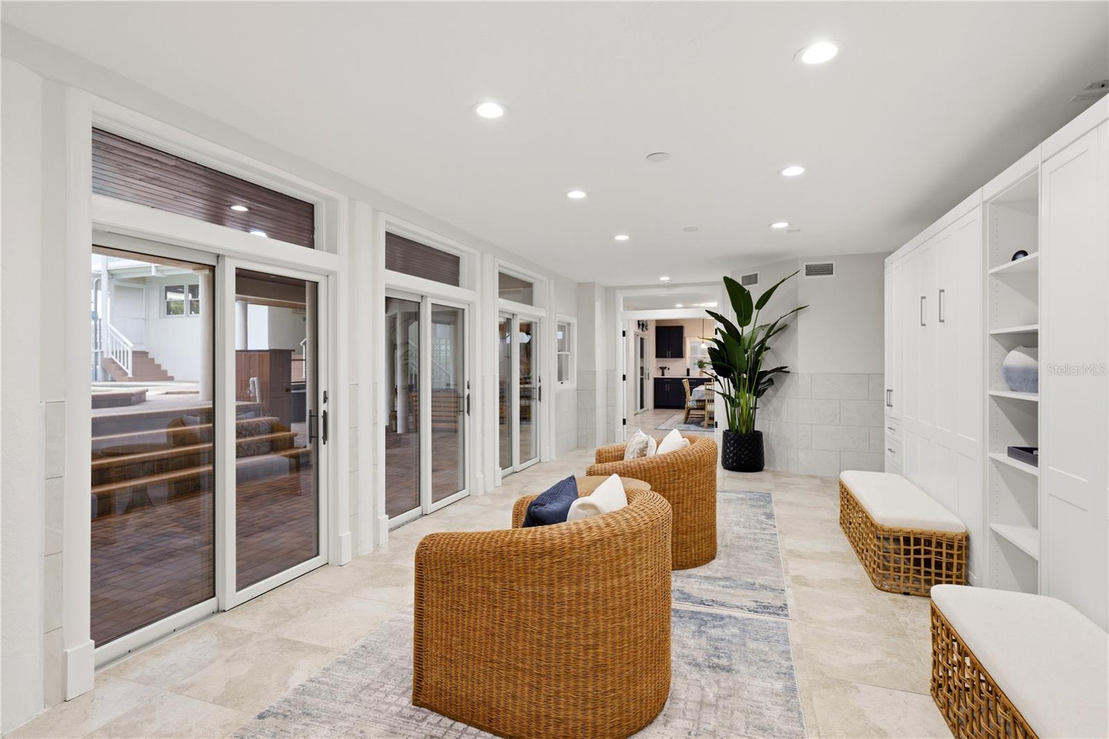 ELLIOT M PROP SIESTA KEY - Residential