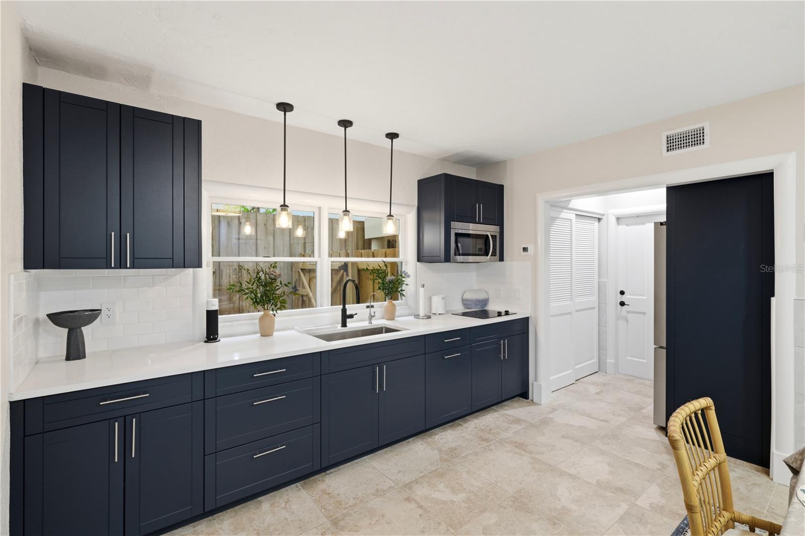 ELLIOT M PROP SIESTA KEY - Residential