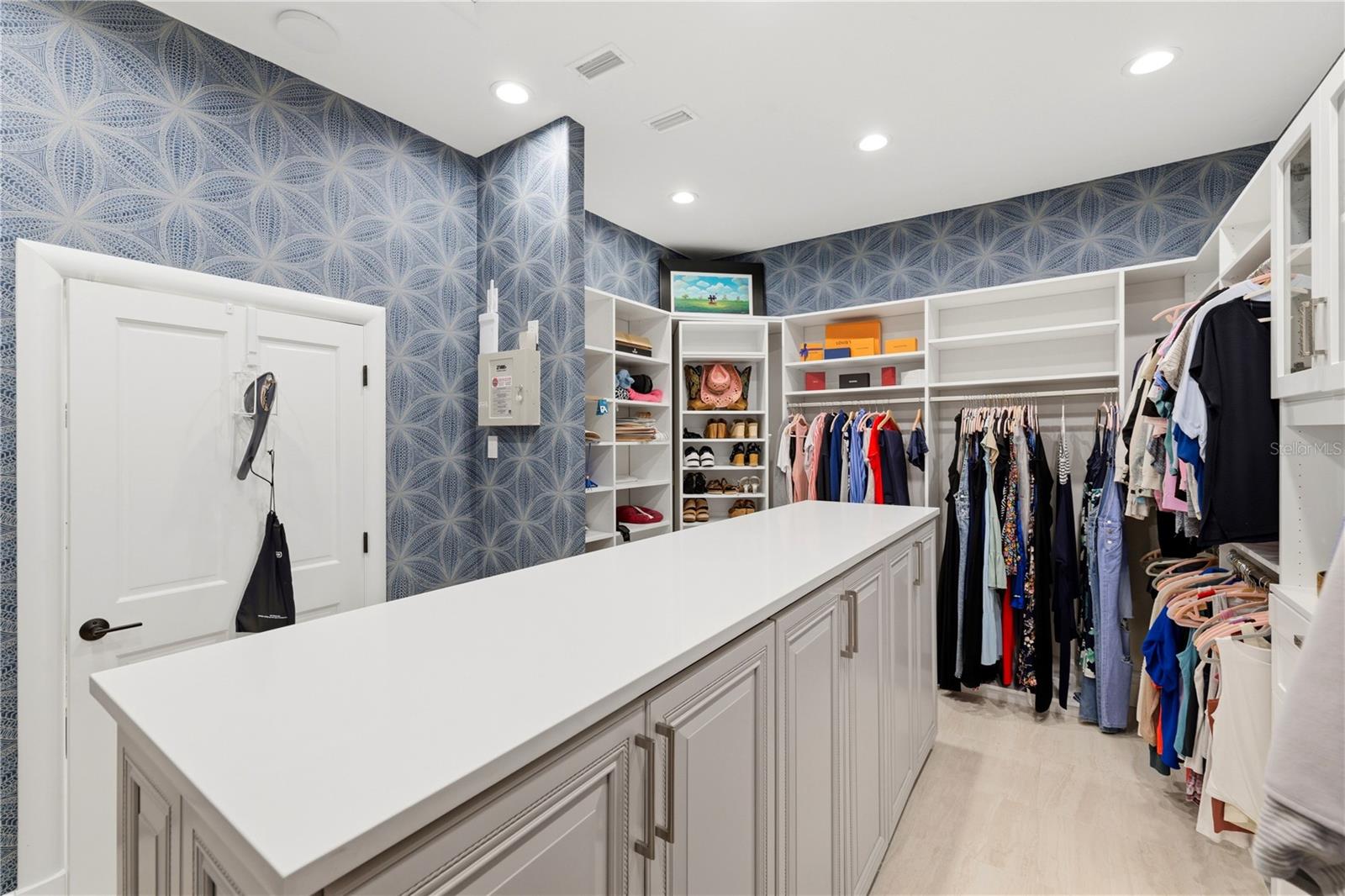 ELLIOT M PROP SIESTA KEY - Residential