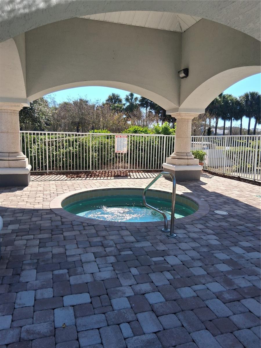 AUDUBON VILLAS AT HUNTERS CREEK - Residential Lease