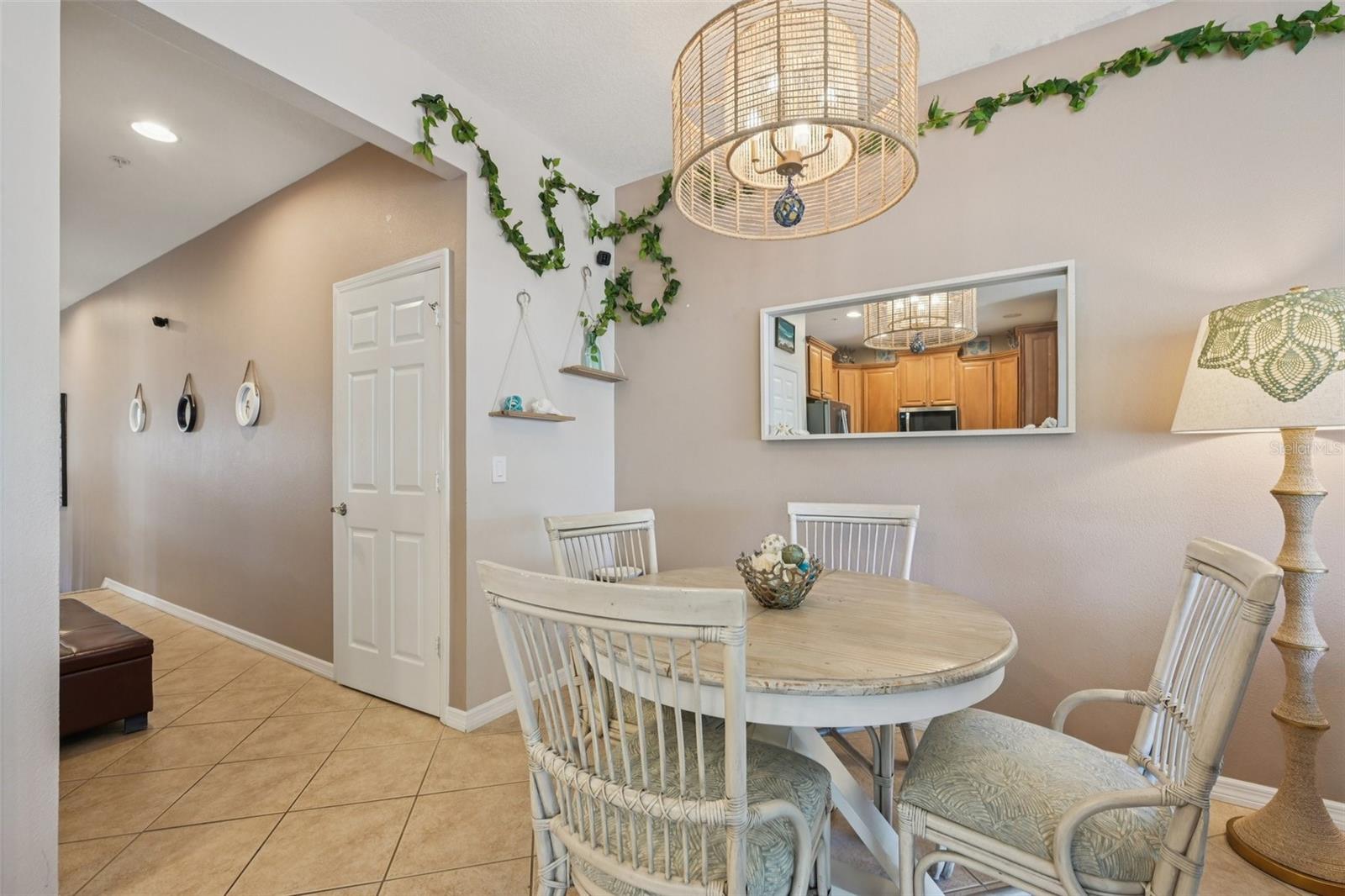 PALMA SOLA TRACE - Residential