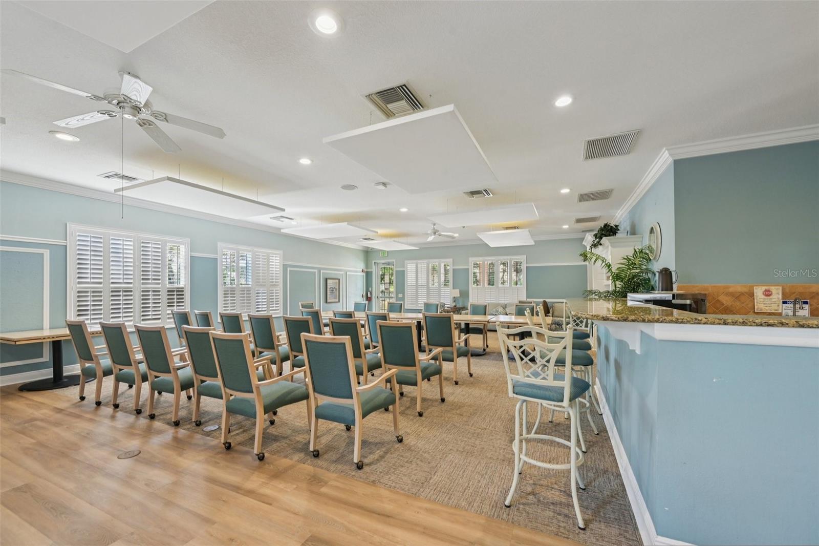 PALMA SOLA TRACE - Residential