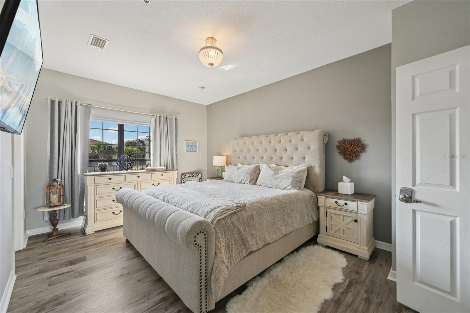 PALMA SOLA TRACE - Residential