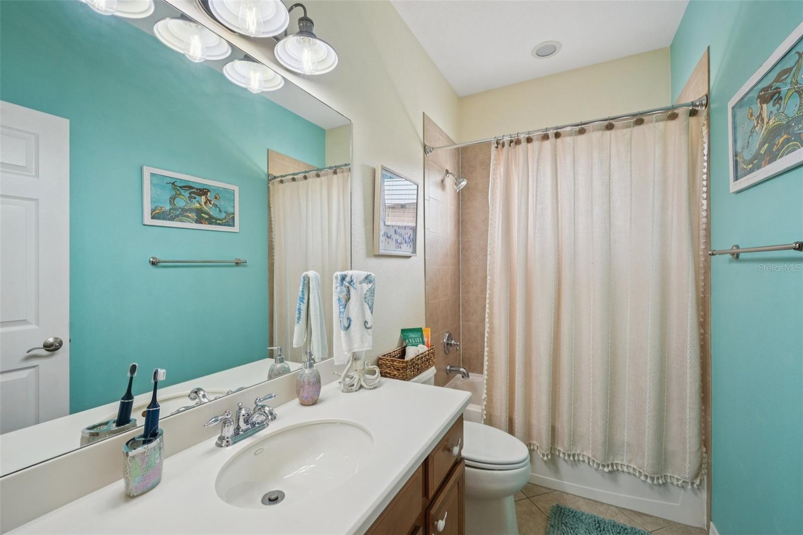 PALMA SOLA TRACE - Residential