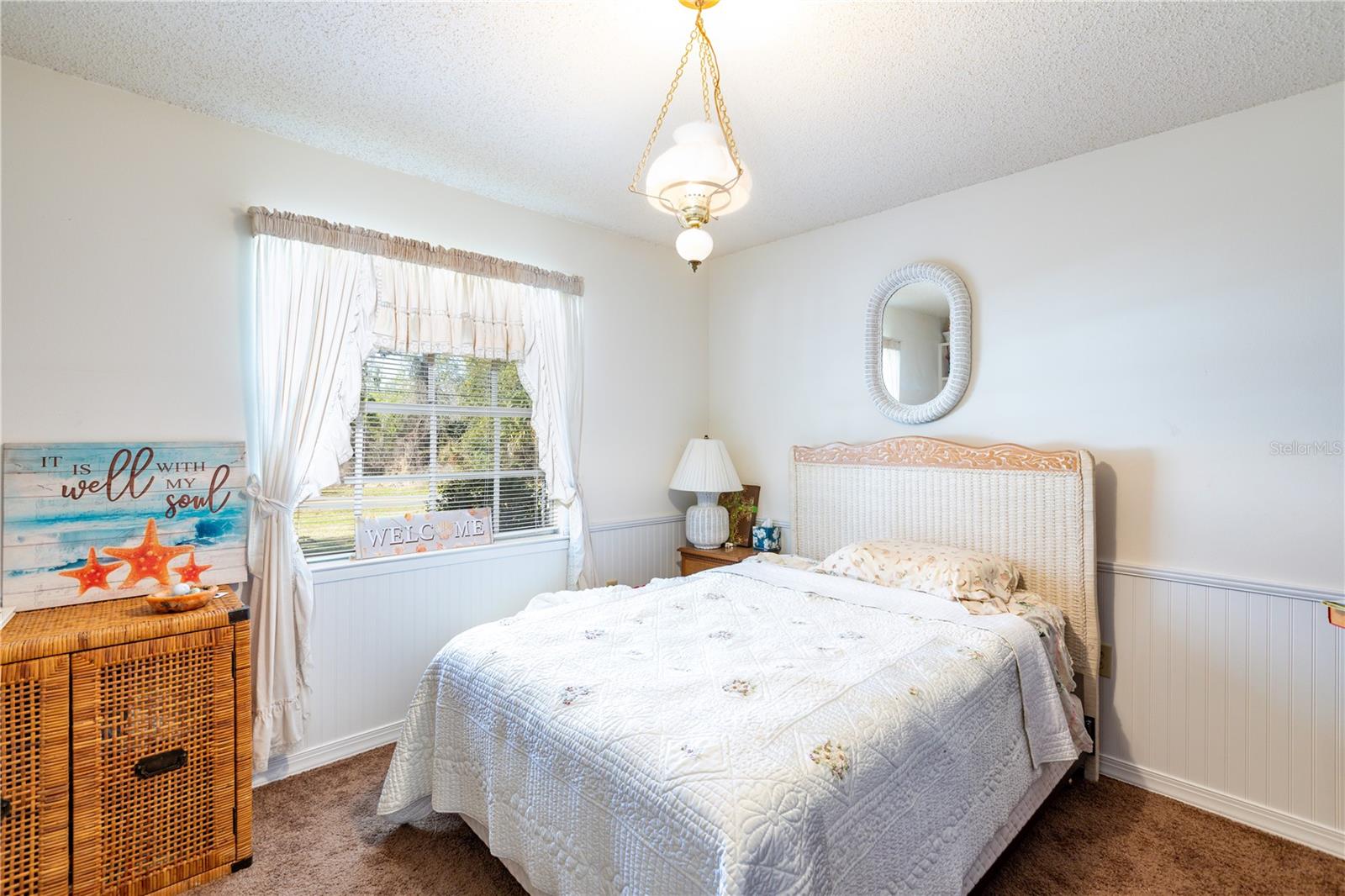 DONNA VISTA - Residential