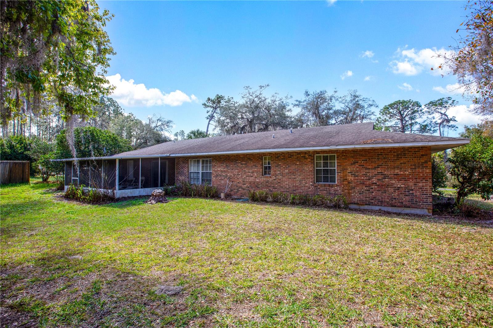 DONNA VISTA - Residential