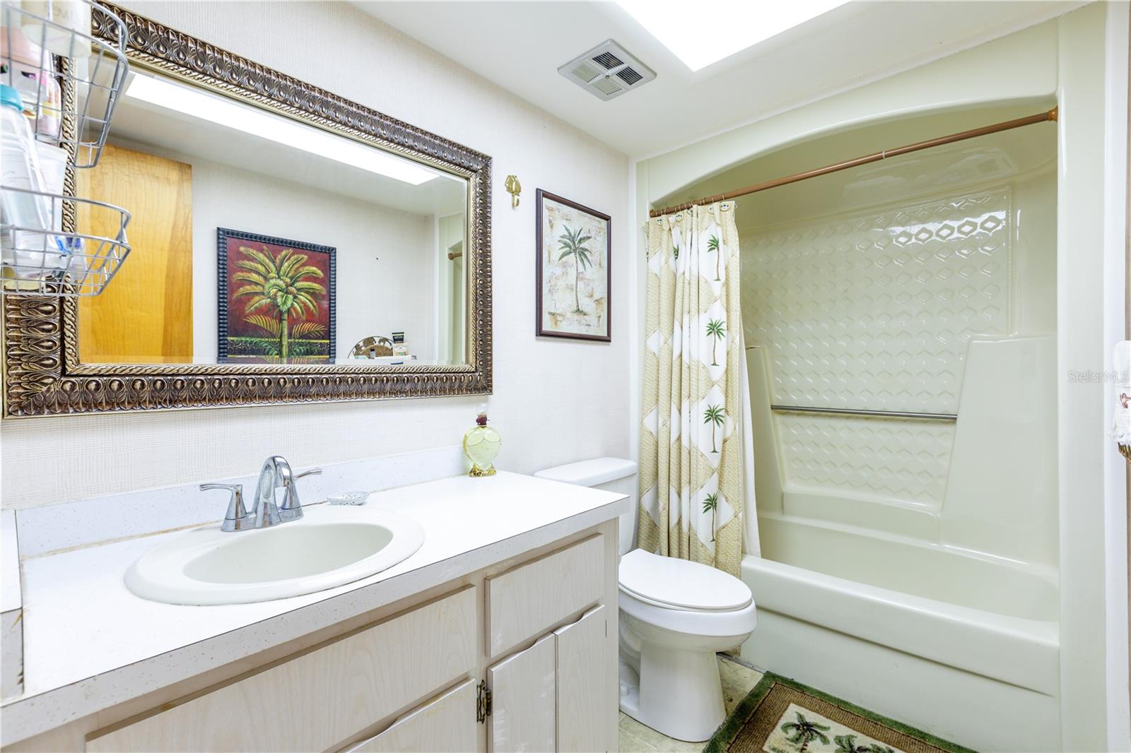 DONNA VISTA - Residential