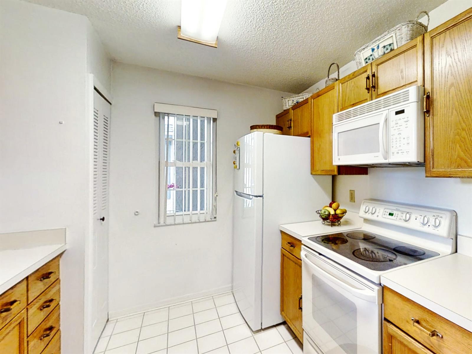 Sun Beach Club Condo Ph 01-03 - Residential